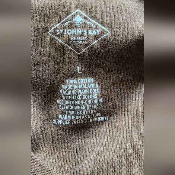 St. John's Bay Women's Comfortable T-Shirt Brown in Color Size L. Used - Picture 4 of 4